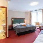 Etna - W Centrum 3*