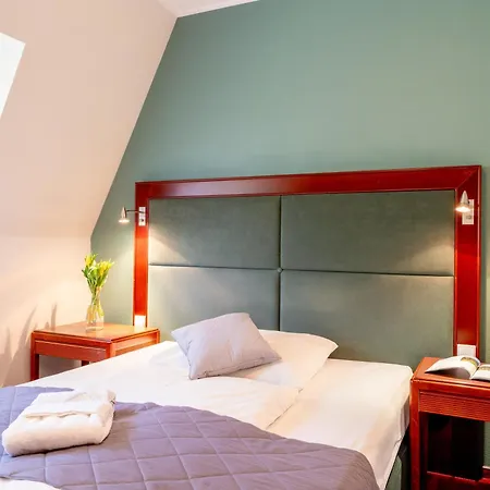 Etna - W Centrum 3*