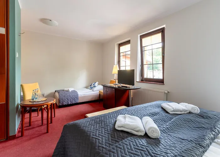 Etna - W Centrum Pensjonat 3*